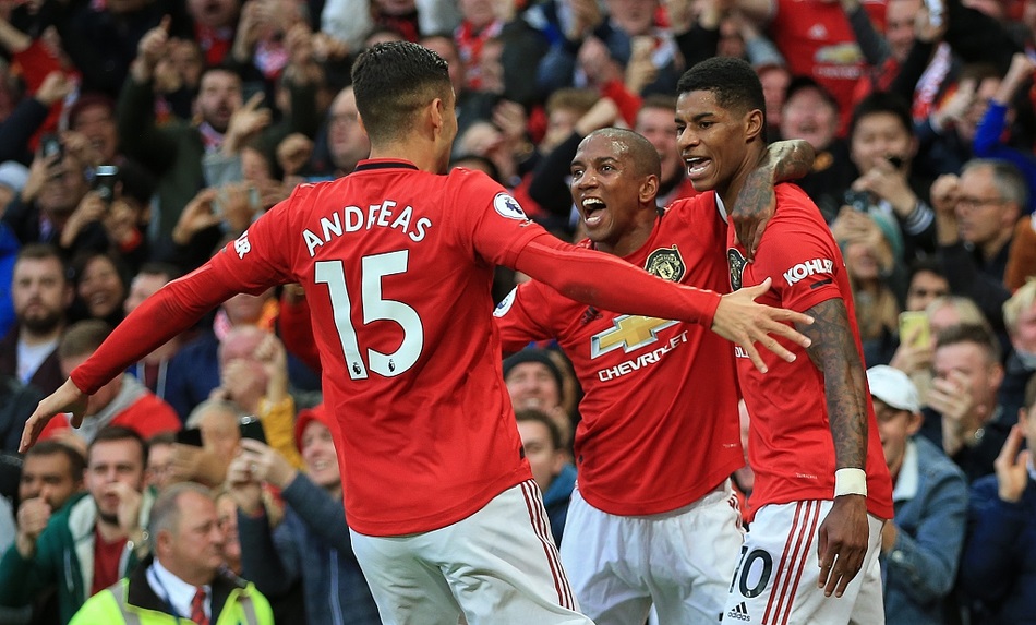  曼联拉什福德争议红牌，B费染红引发争议  